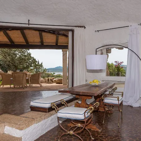 Σπίτι διακοπών Roccia Di Volpe By Interhome *