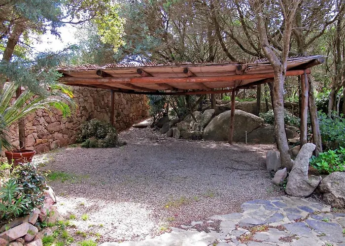 別荘 Roccia Di Volpe By Interhome ポルト・チェルボ