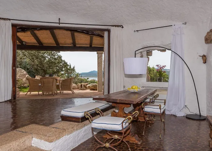 別荘 Roccia Di Volpe By Interhome *