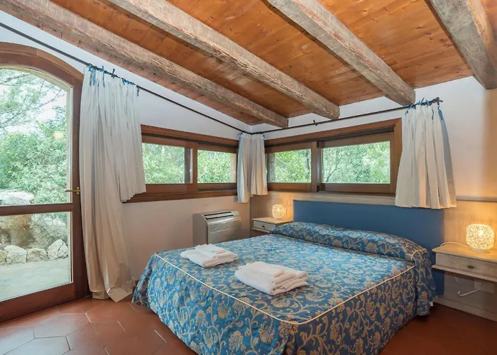 別荘 Roccia Di Volpe By Interhome ポルト・チェルボ